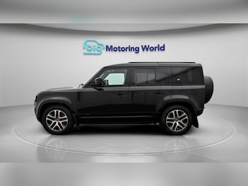 Used Land Rover Defender 2023 for sale - 79017989: Photo