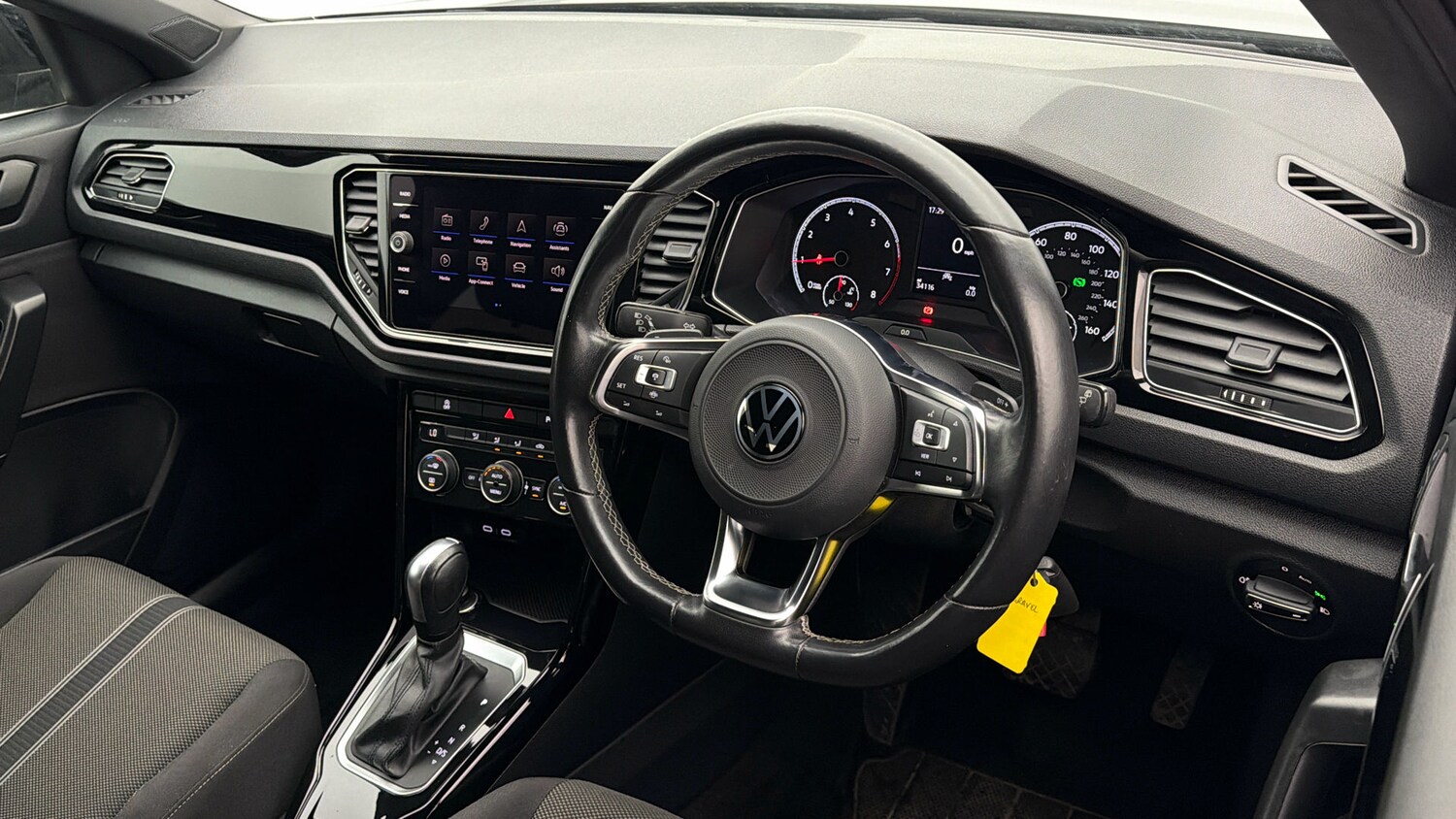 Used Volkswagen T-Roc for sale - 78176696: Photo 9