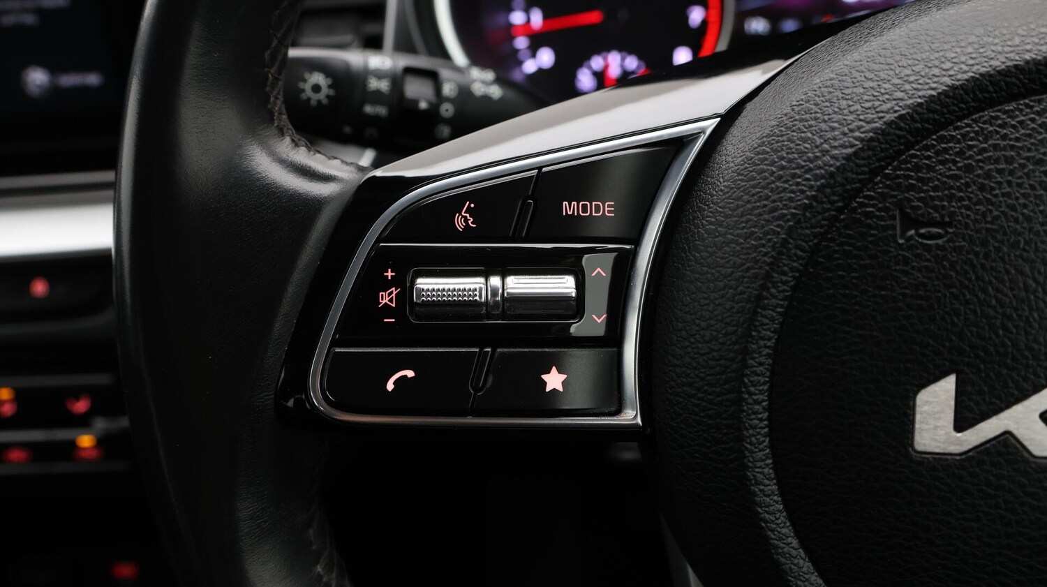 Used Kia Ceed 2023 for sale - 76607803: Photo 24