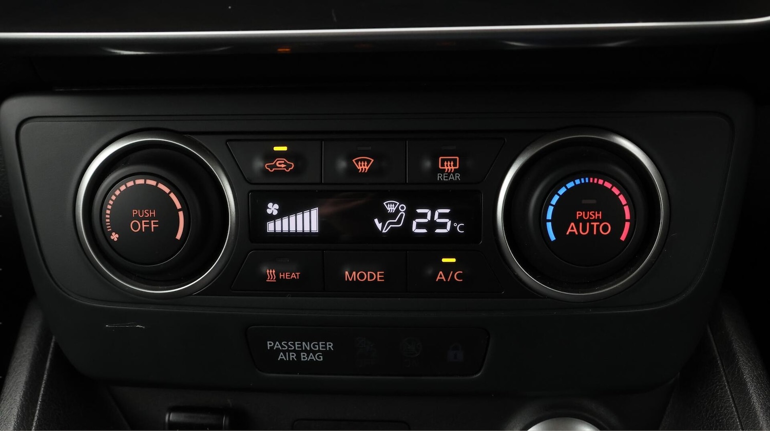 Used Nissan Leaf 2022 for sale - 76633092: Photo 13