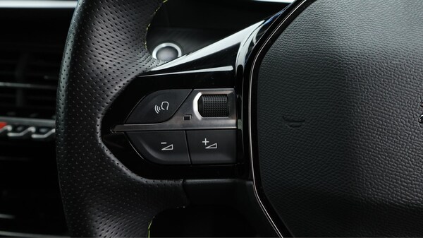 Used Peugeot E-2008 for sale - 76283559: Photo 26