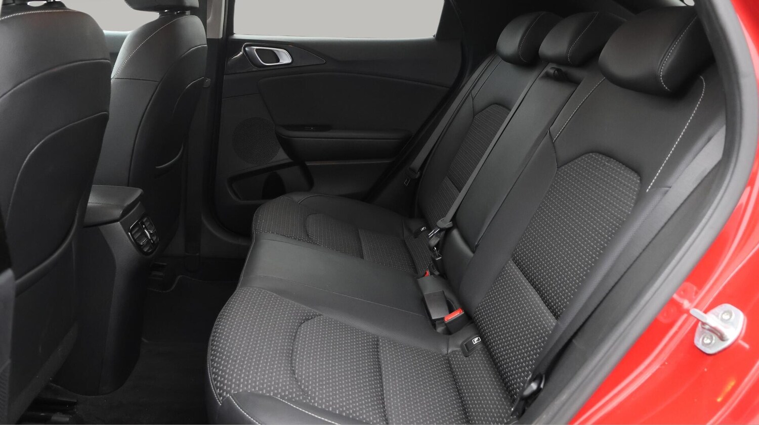 Used Kia XCeed 2021 for sale - 76380940: Photo 17