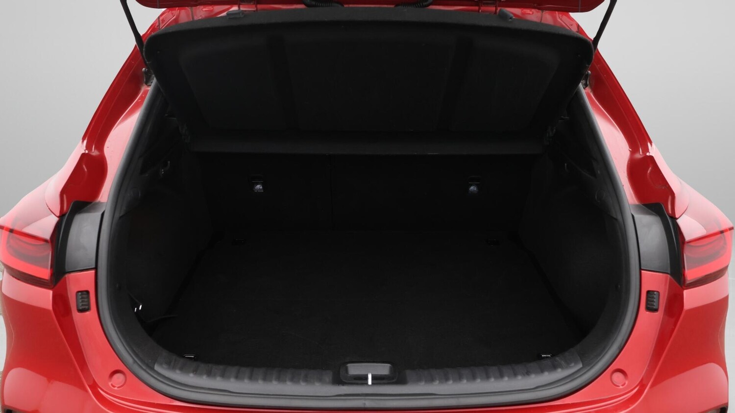 Used Kia XCeed 2021 for sale - 76380940: Photo 18