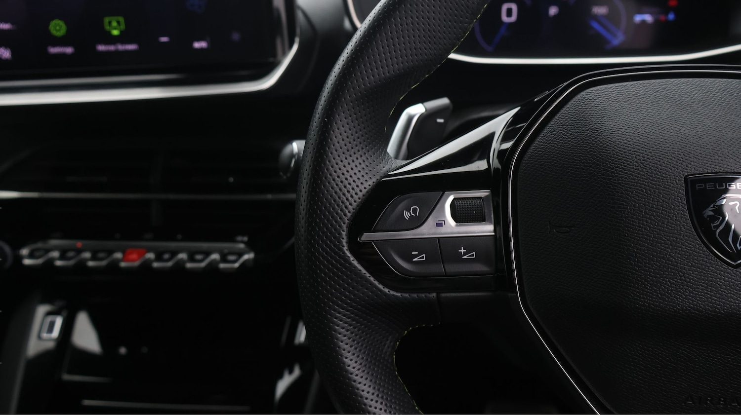 Used Peugeot 2008 2023 for sale - 77668362: Photo 24