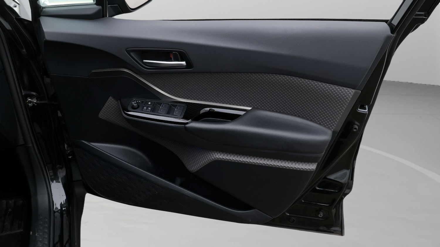 Used Toyota C-HR 2020 for sale - 77607383: Photo 15