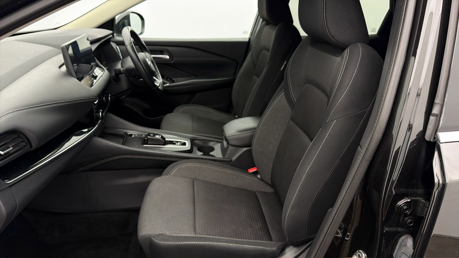 Used Nissan Qashqai for sale - 77917157: Photo 13