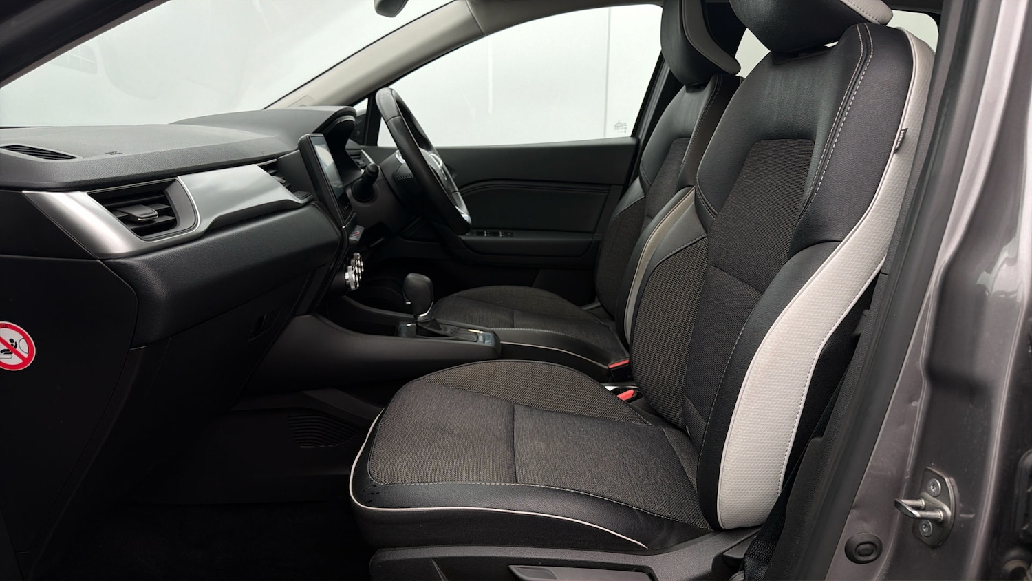 Used Renault Captur 2023 for sale - 78210352: Photo 13