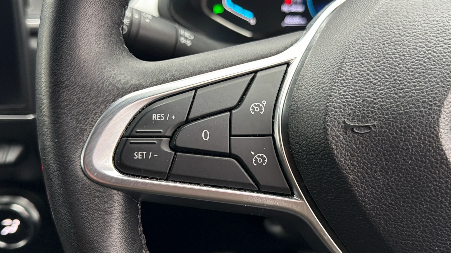 Used Renault Captur 2023 for sale - 78210352: Photo 23