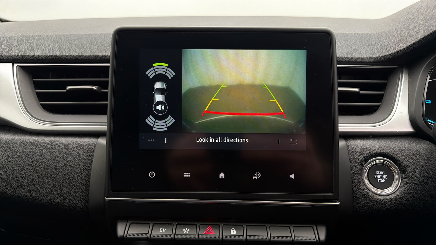 Used Renault Captur 2023 for sale - 78210352: Photo 26