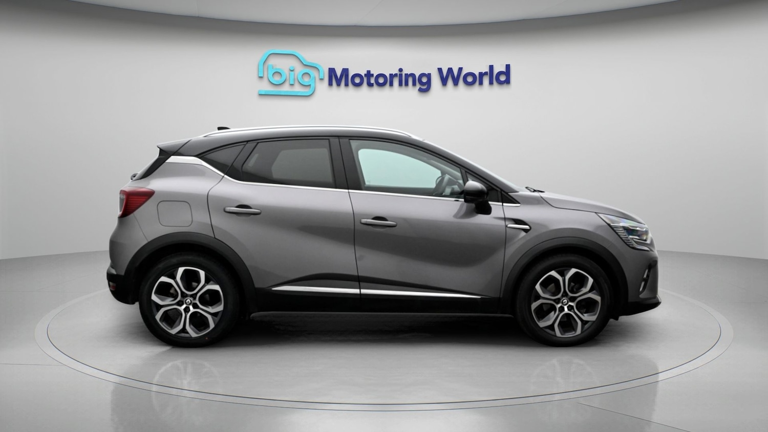 Used Renault Captur 2023 for sale - 78210352: Photo 8