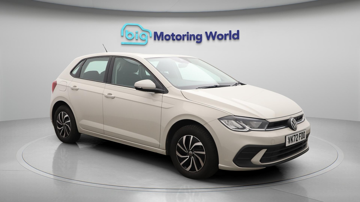 Used Volkswagen Polo 2022 for sale - 76572172: Photo 2