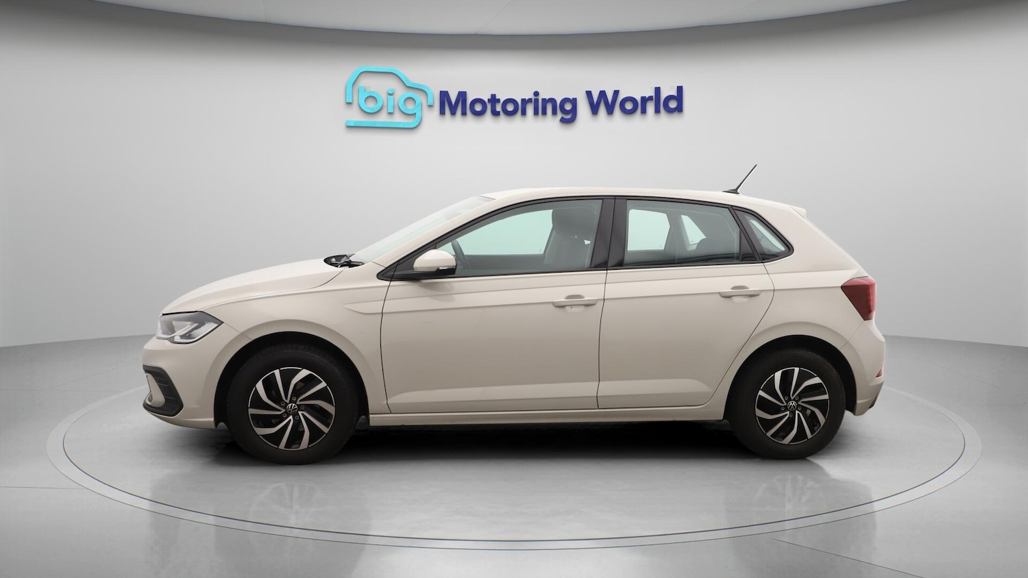 Used Volkswagen Polo 2022 for sale - 76572172: Photo 5