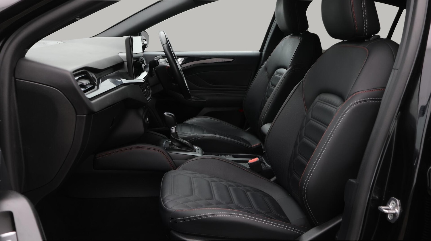 Used Ford Focus 2023 for sale - 76700834: Photo 15