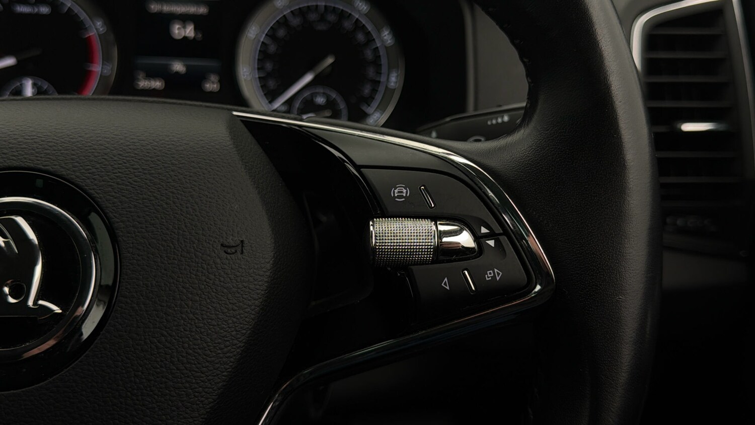 Used Skoda Karoq 2021 for sale - 78090590: Photo 24