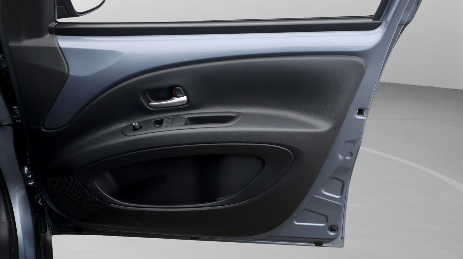 Used Toyota Aygo X 2024 for sale - 77404680: Photo 15