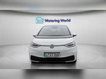 Used Volkswagen ID.3 2023 for sale - 77195141: Photo