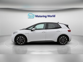 Used Volkswagen ID.3 2023 for sale - 77195141: Photo