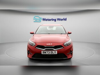 Used Kia Ceed 2024 for sale - 77435001: Photo