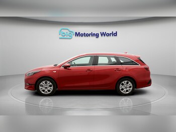 Used Kia Ceed 2024 for sale - 77435001: Photo