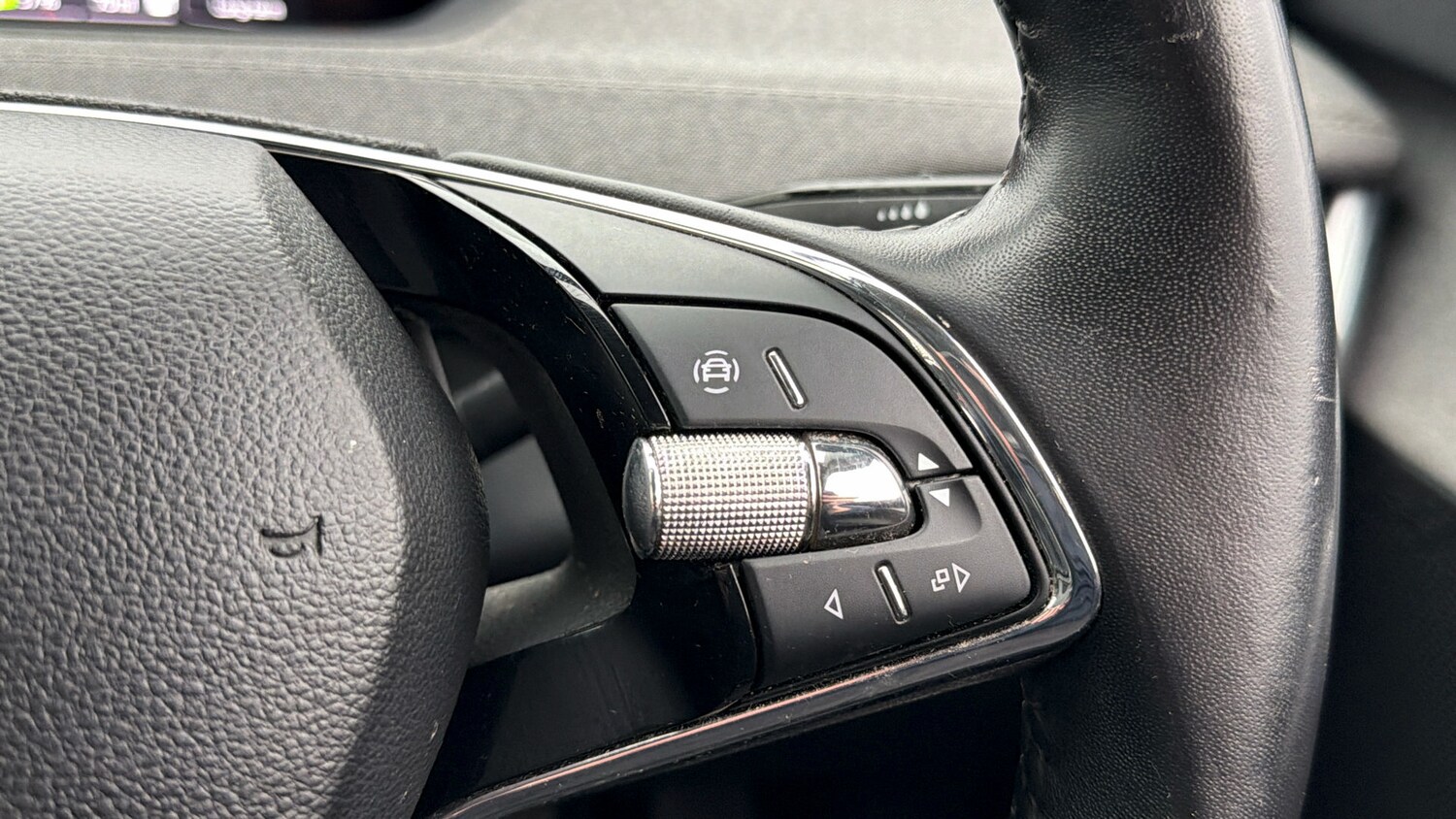 Used Skoda Enyaq 2023 for sale - 78190433: Photo 23