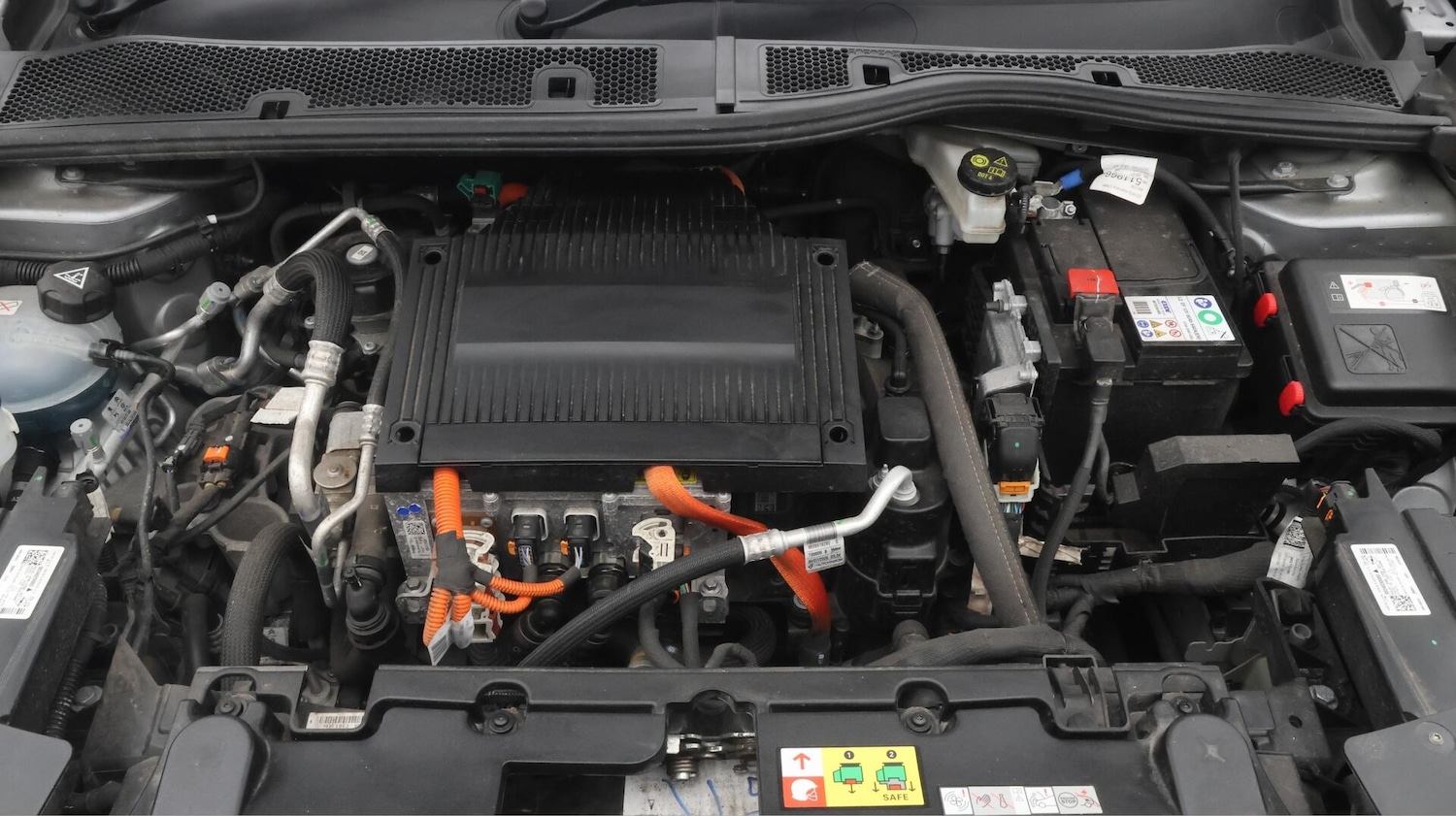 Used Vauxhall Mokka Electric for sale - 76728265: Photo 20