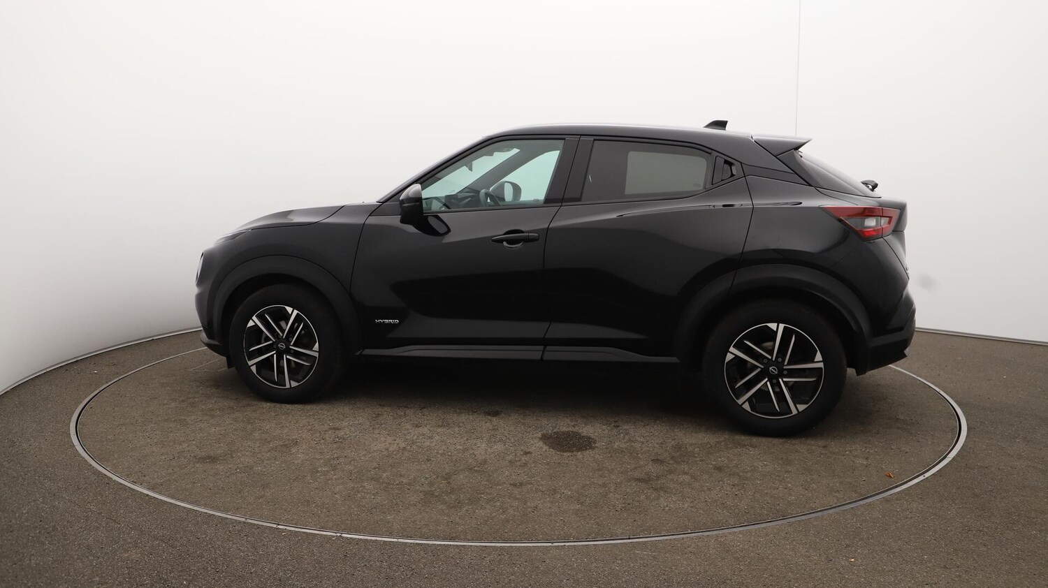 Used Nissan Juke 2024 for sale - 76109370: Photo 60