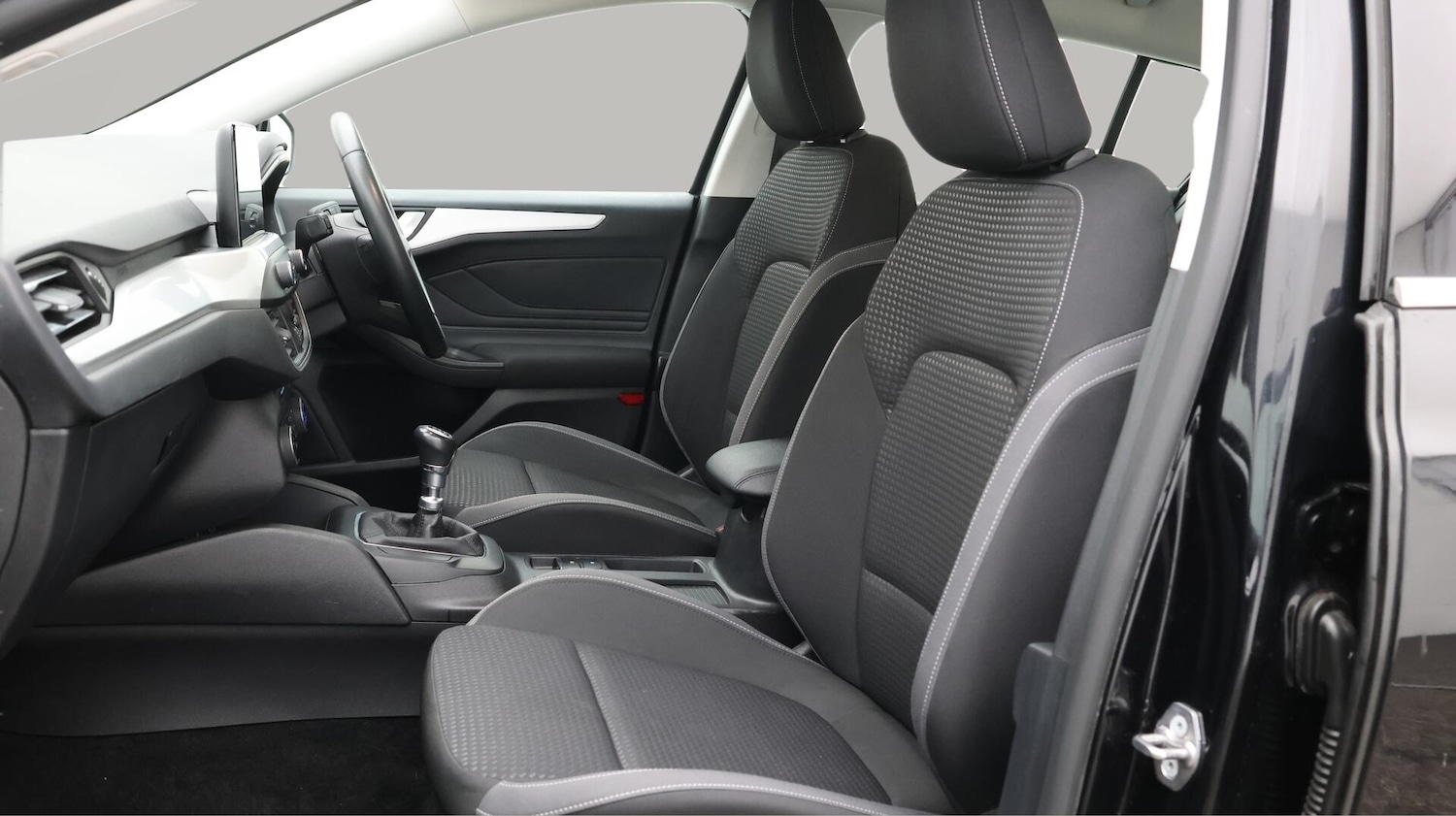 Used Ford Focus 2020 for sale - 76608087: Photo 15