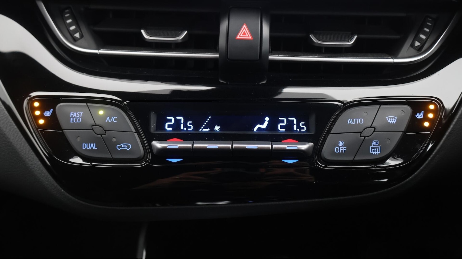 Used Toyota C-HR 2018 for sale - 76573277: Photo 13