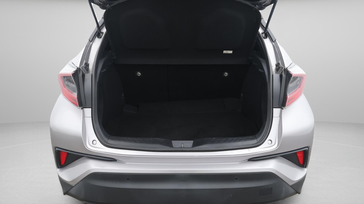 Used Toyota C-HR 2018 for sale - 76573277: Photo 18