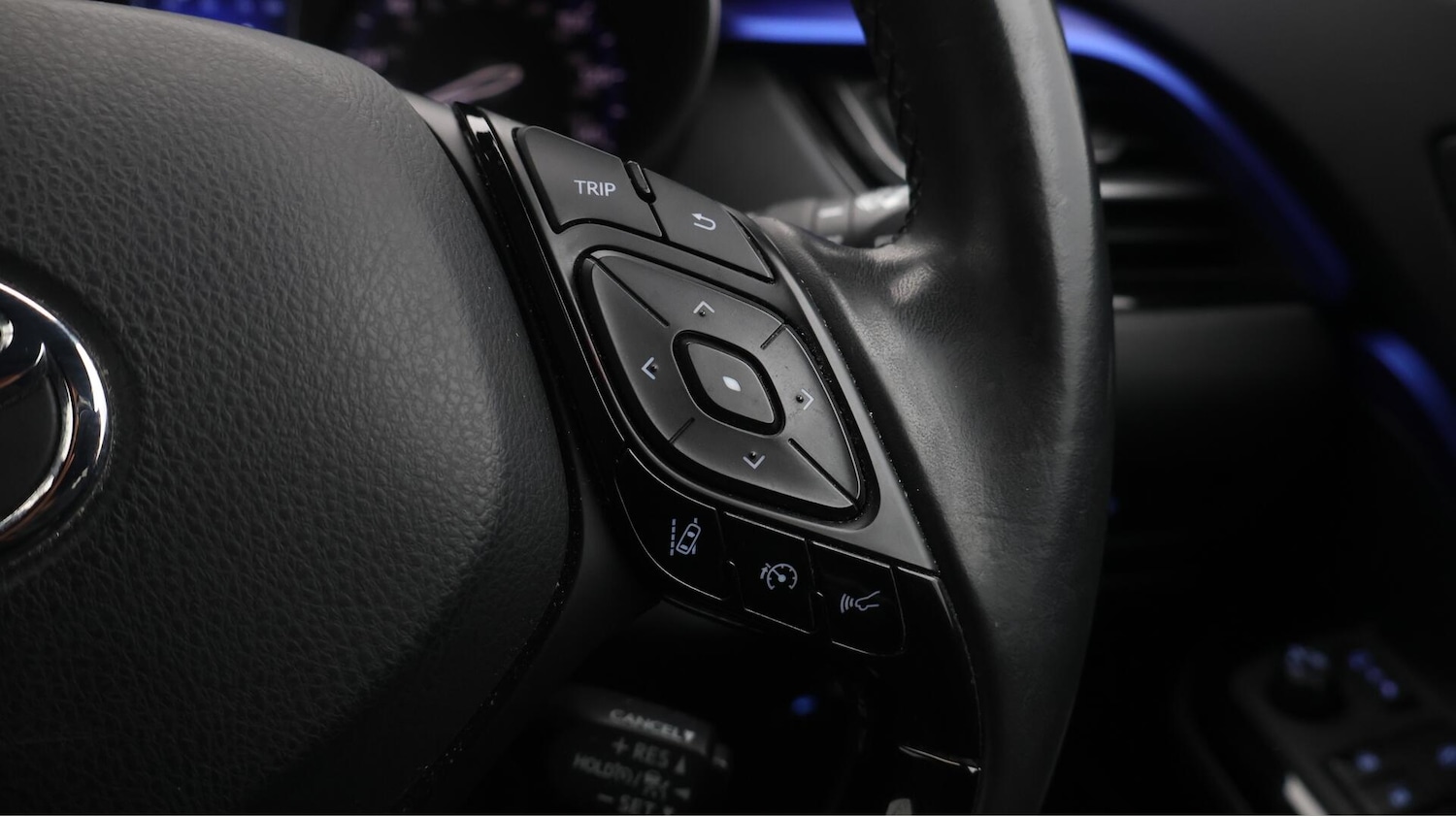 Used Toyota C-HR 2018 for sale - 76573277: Photo 25