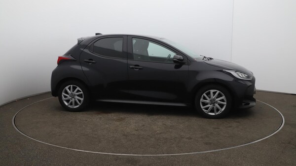 Used Toyota Yaris 2023 for sale - 76189332: Photo 48