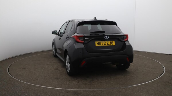 Used Toyota Yaris 2023 for sale - 76189332: Photo 60