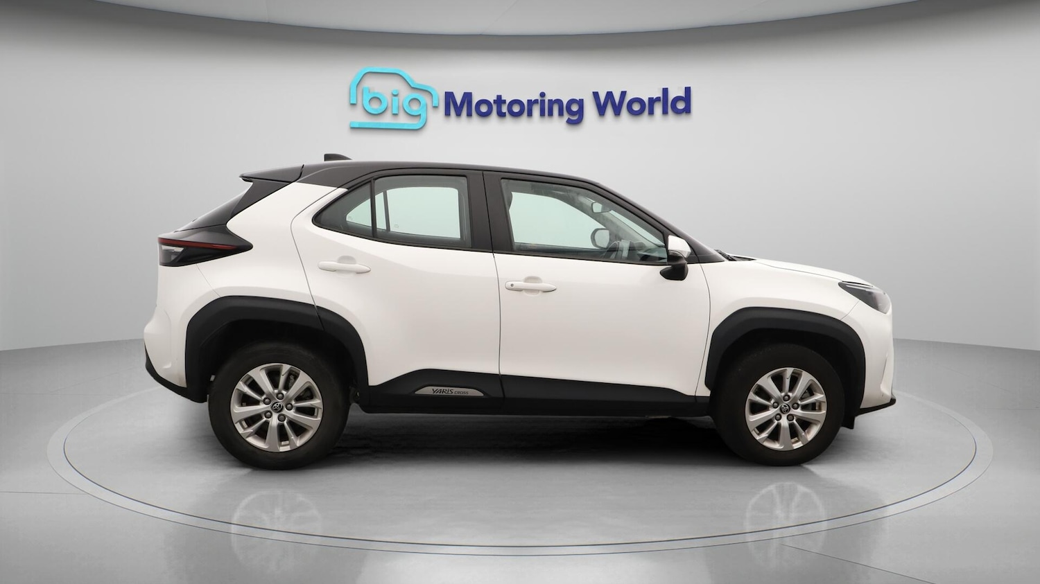 Used Toyota Yaris Cross 2022 for sale - 76715319: Photo 9