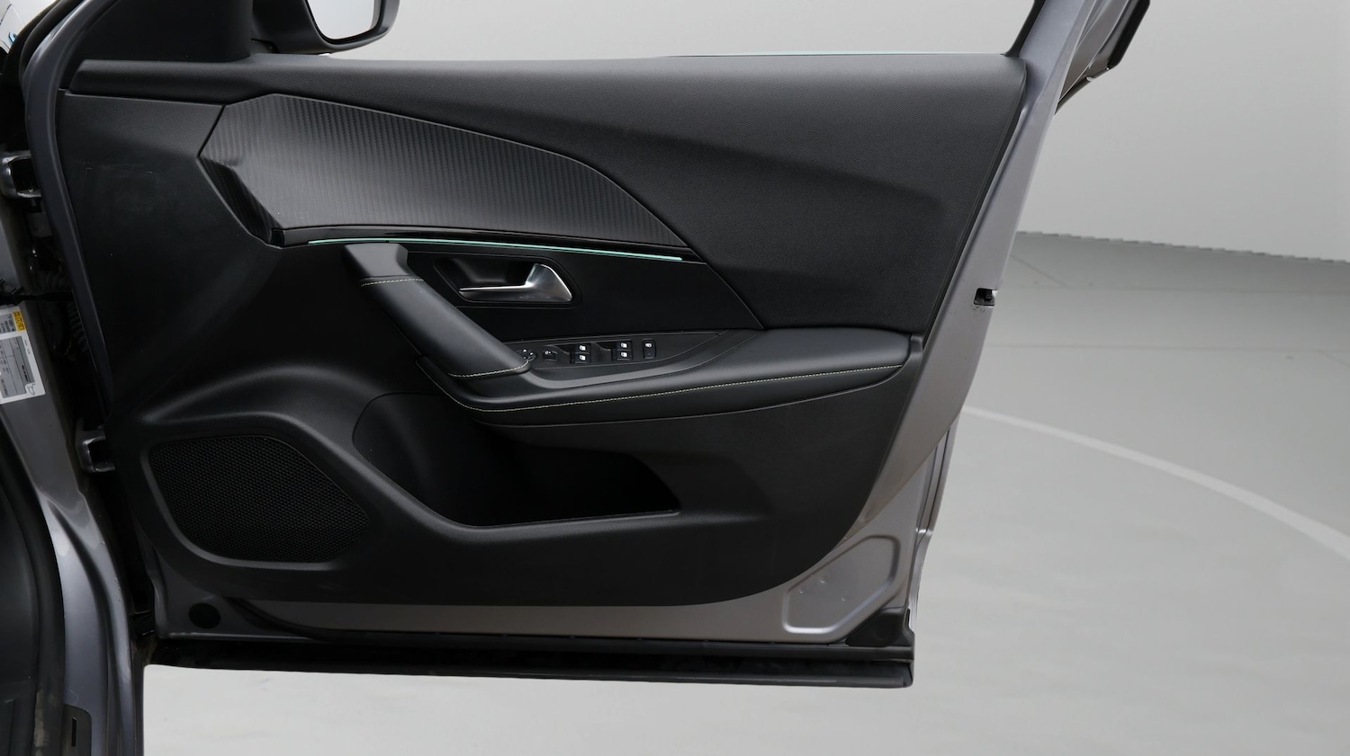 Used Peugeot 2008 2021 for sale - 77355105: Photo 15