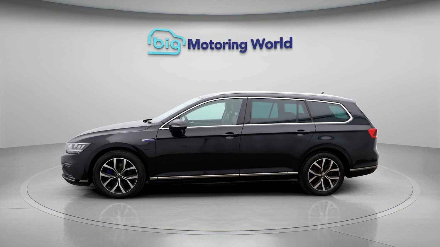 Used Volkswagen Passat 2022 for sale - 77831969: Photo 4