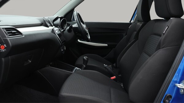 Used Suzuki Swift 2021 for sale - 76306959: Photo 15