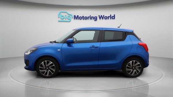 Used Suzuki Swift 2021 for sale - 76306959: Photo 5