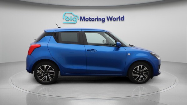 Used Suzuki Swift 2021 for sale - 76306959: Photo 9