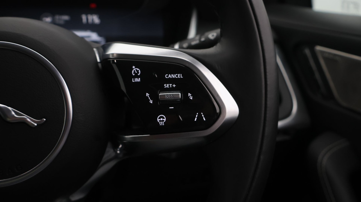 Used Jaguar I-Pace 2023 for sale - 77208126: Photo 25