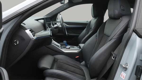 Used BMW i4 2022 for sale - 76084875: Photo 15