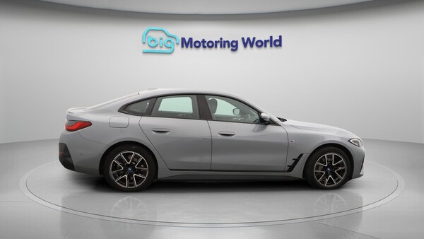 Used BMW i4 2022 for sale - 76084875: Photo 9