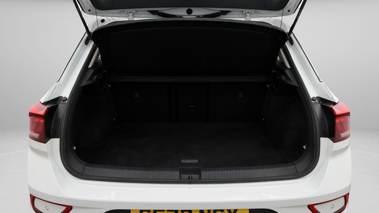 Used Volkswagen T-Roc 2022 for sale - 77199290: Photo 17