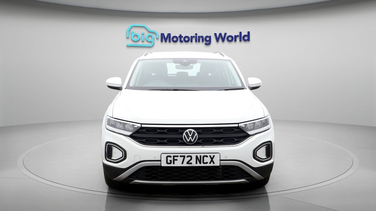 Used Volkswagen T-Roc 2022 for sale - 77199290: Photo 2