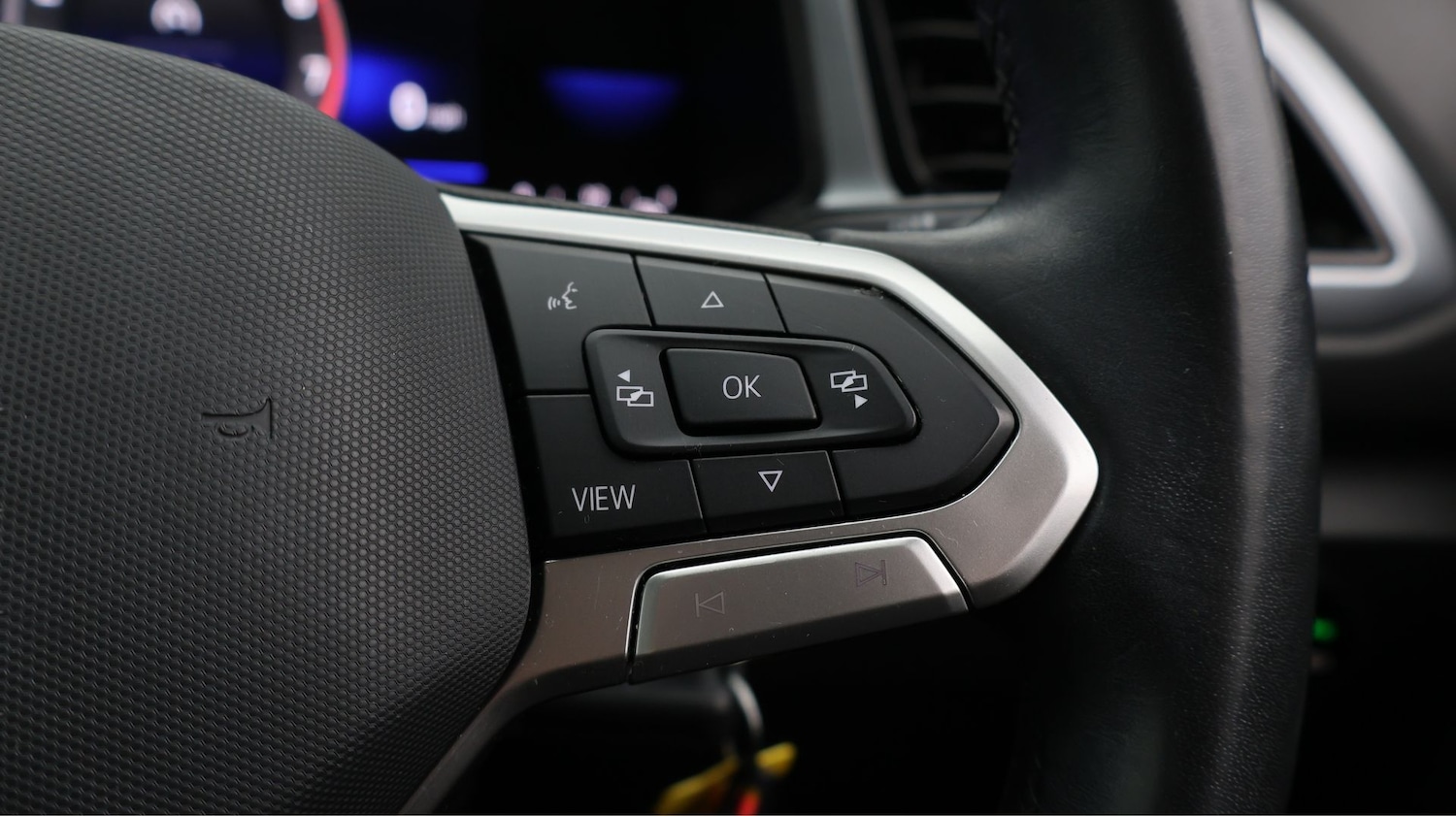 Used Volkswagen T-Roc 2022 for sale - 77199290: Photo 22