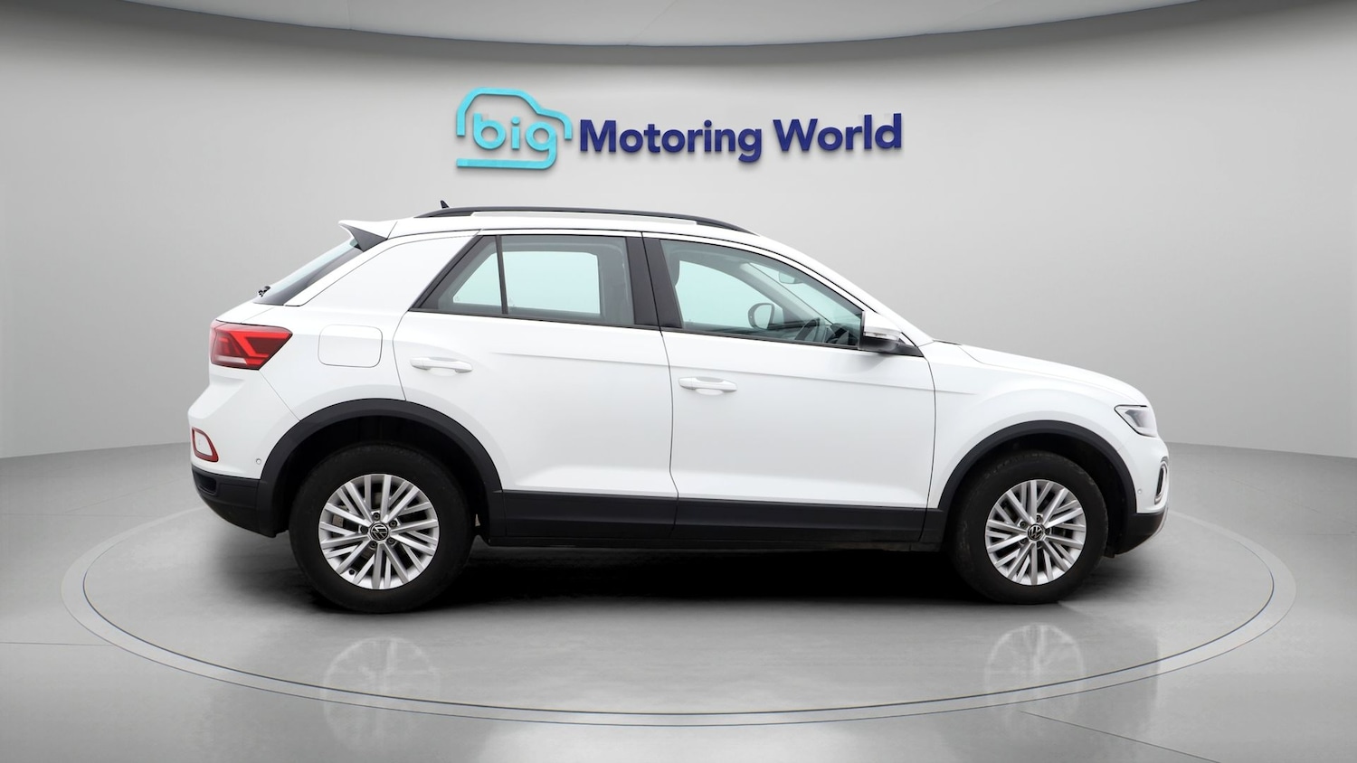 Used Volkswagen T-Roc 2022 for sale - 77199290: Photo 8