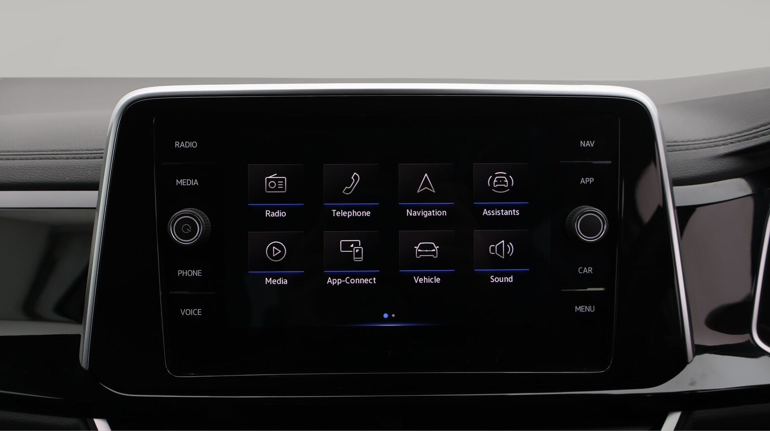 Used Volkswagen T-Roc for sale - 77337432: Photo 11