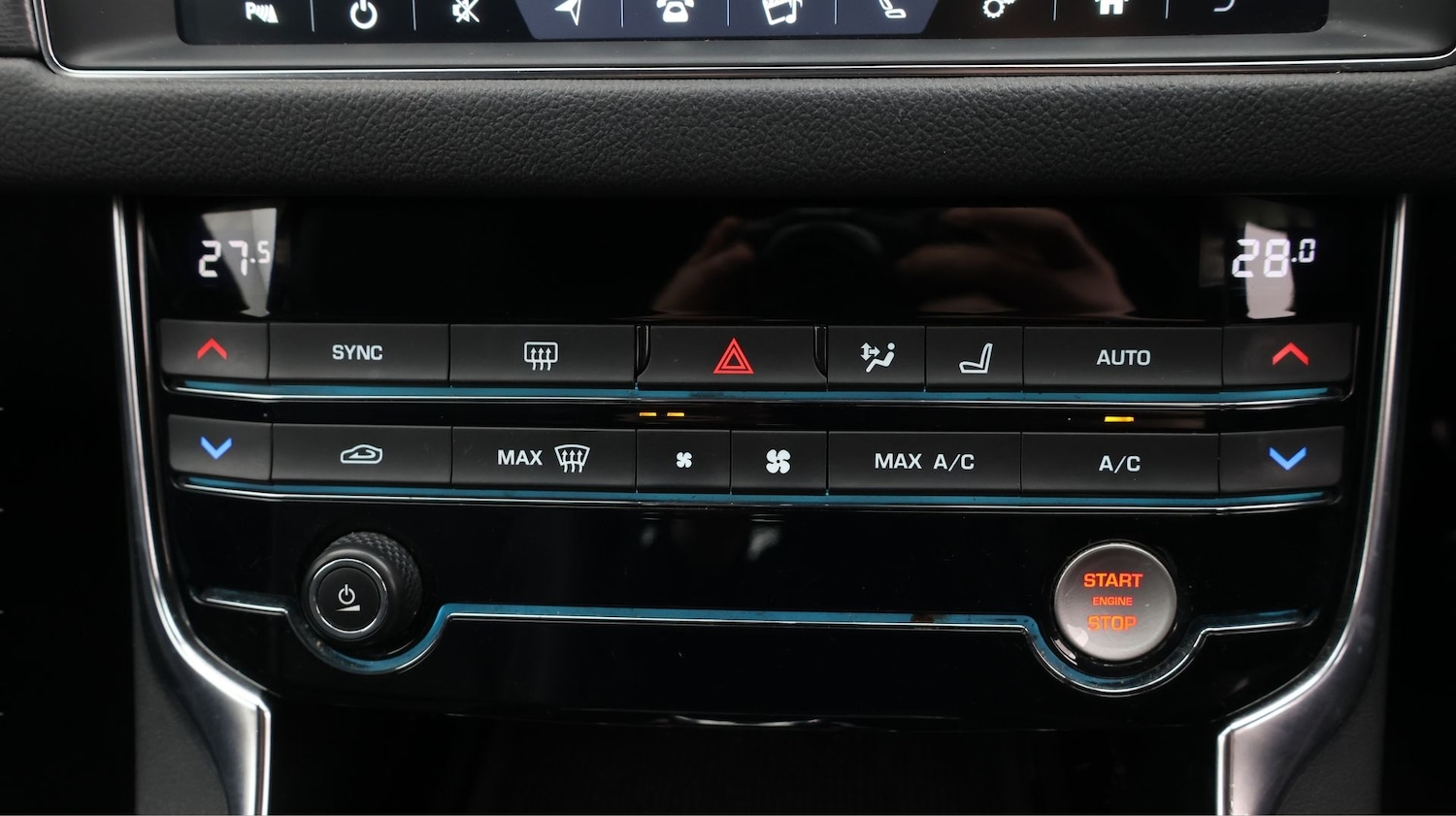 Used Jaguar XF 2018 for sale - 77404662: Photo 11