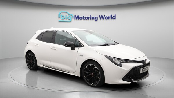 Used Toyota Corolla 2021 for sale - 76337573: Photo 2
