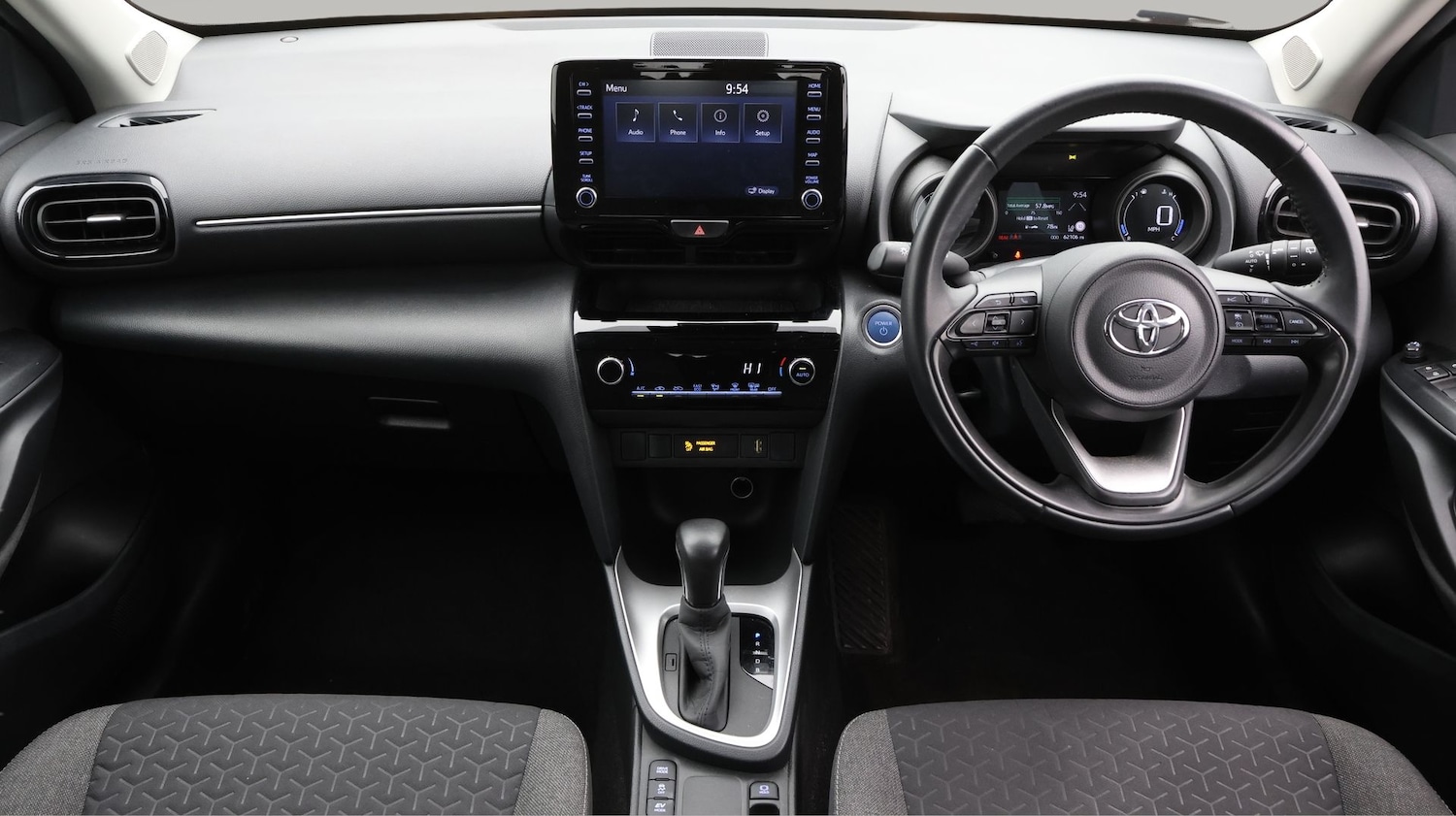 Used Toyota Yaris Cross 2022 for sale - 77878104: Photo 13