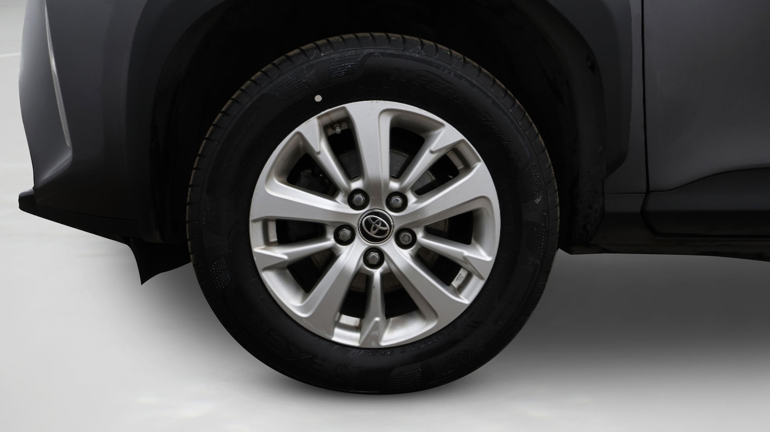 Used Toyota Yaris Cross 2022 for sale - 77878104: Photo 18